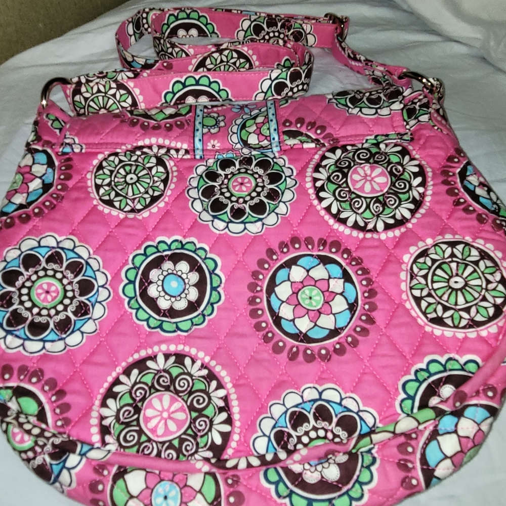 Vera Bradley Pocketbook Pink with blue & white, 3 inside pockets 1 zip section